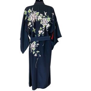 Vintage Best Quality Made In Japan Hand Embroidered Kimono